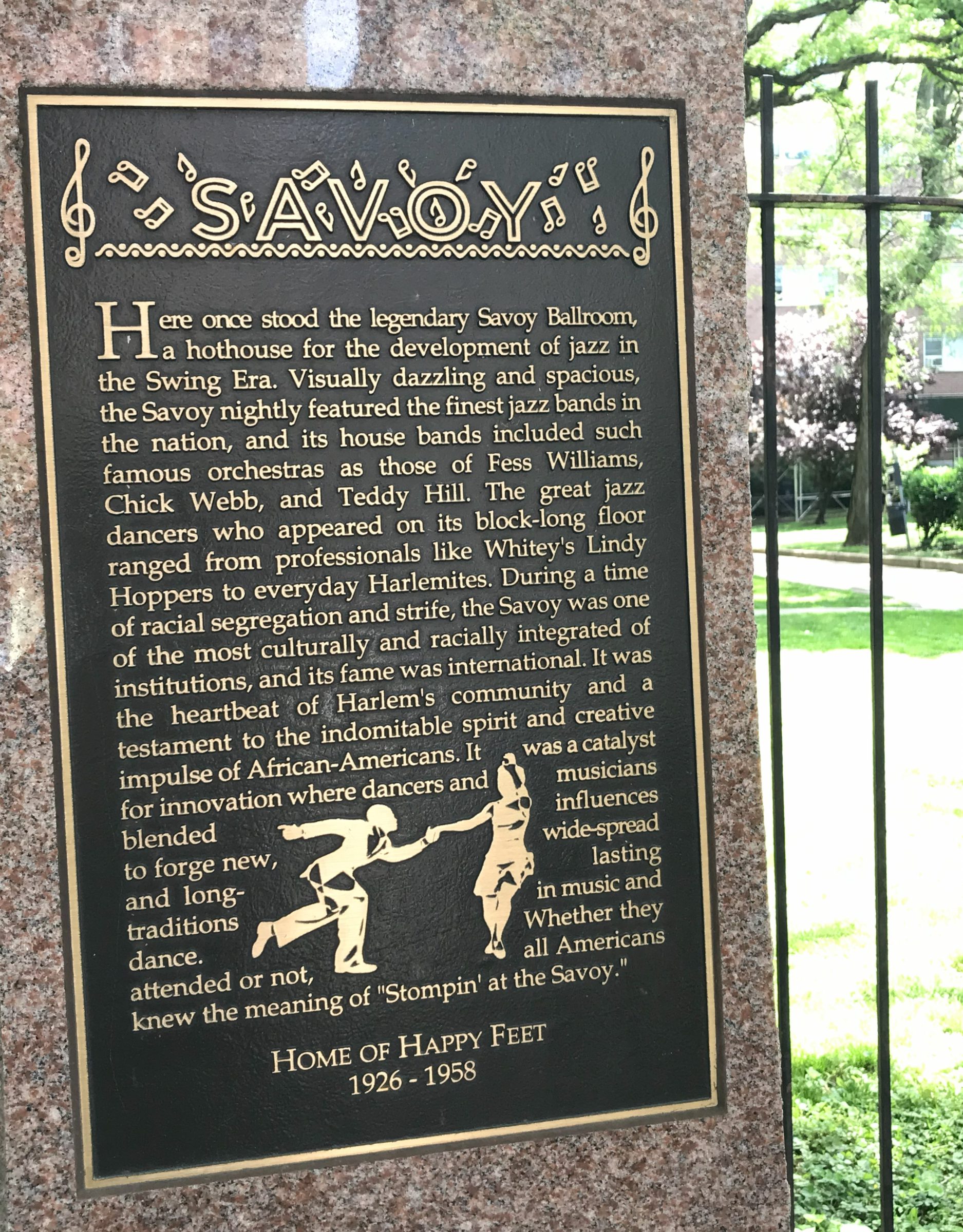 Savoy Gedenkstein